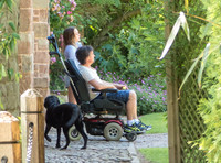 Richard Hammond back home at Bollitree Castle with his family after horrific car crash - 17th June, 2017